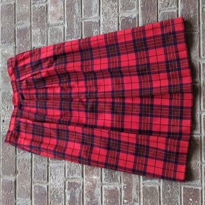 Vintage Pendleton Red and Blue Leslie Tartan Wool Plaid Pencil Skirt